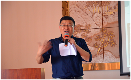 酒店專委會(huì)湯忠毅會(huì)長(zhǎng)發(fā)言