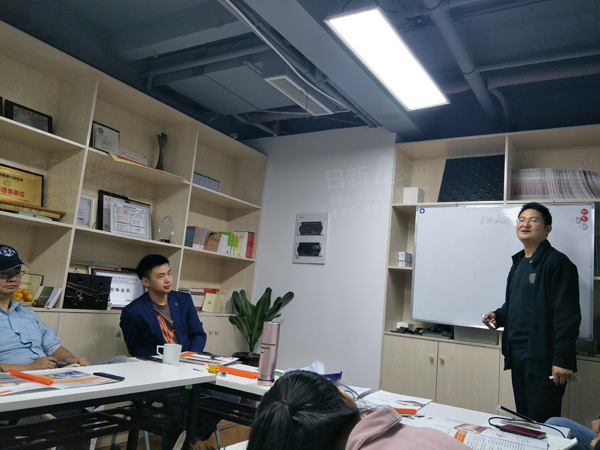 別墅地源熱泵--日新環(huán)境地暖管道培訓(xùn)學(xué)習(xí)