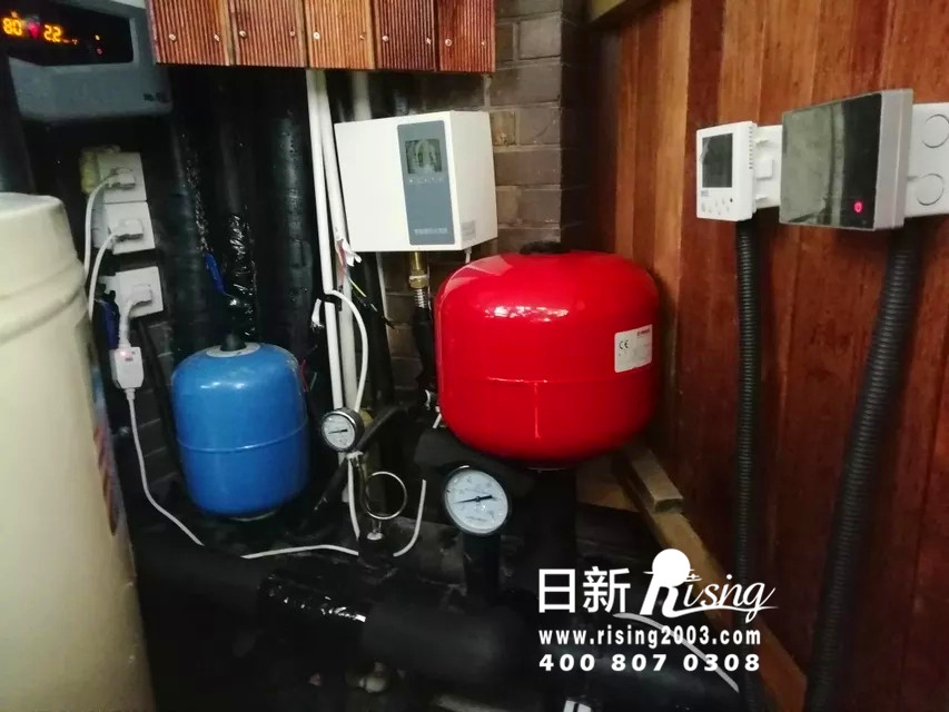 別墅地源熱泵系統(tǒng)：高爾夫C項(xiàng)目機(jī)房