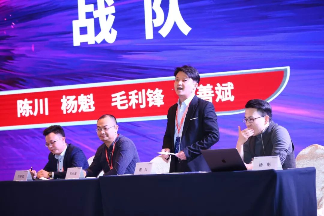 水系統(tǒng)和氟系統(tǒng)，誰更適合消費者？【杭州日新】