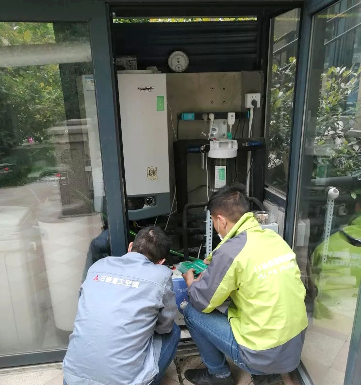 日新環(huán)境項目移交機房貼標(biāo)簽
