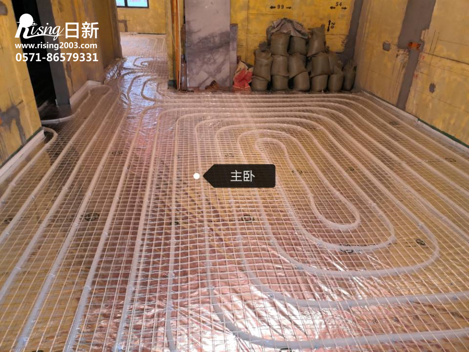 之江九里別項(xiàng)目地暖施工現(xiàn)場(chǎng)【日新環(huán)境】