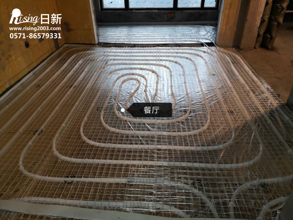 之江九里別項(xiàng)目地暖施工現(xiàn)場(chǎng)【日新環(huán)境】