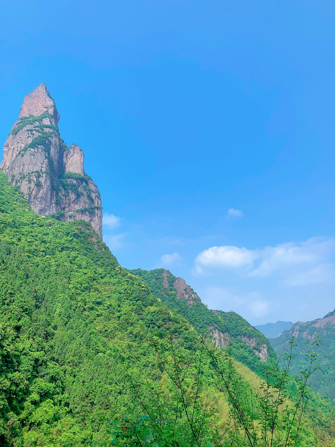 神仙居  景色正迷人，日新環(huán)境團(tuán)建正當(dāng)時(shí)