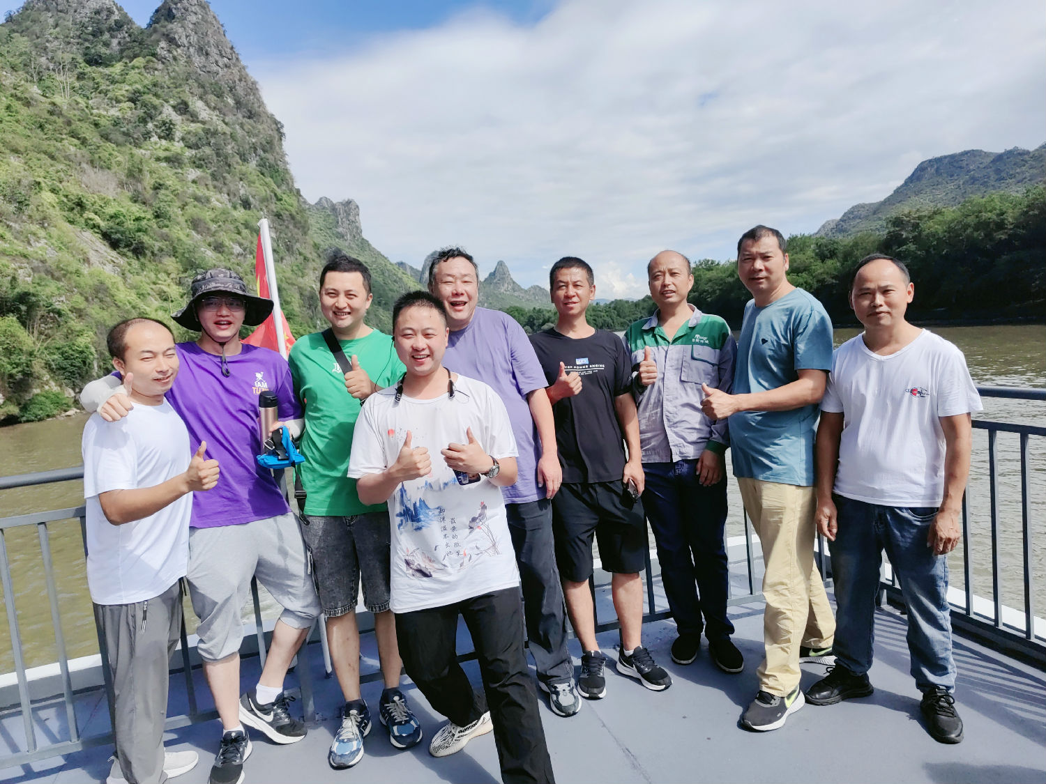2023年日新環(huán)境5天4日桂林之旅
