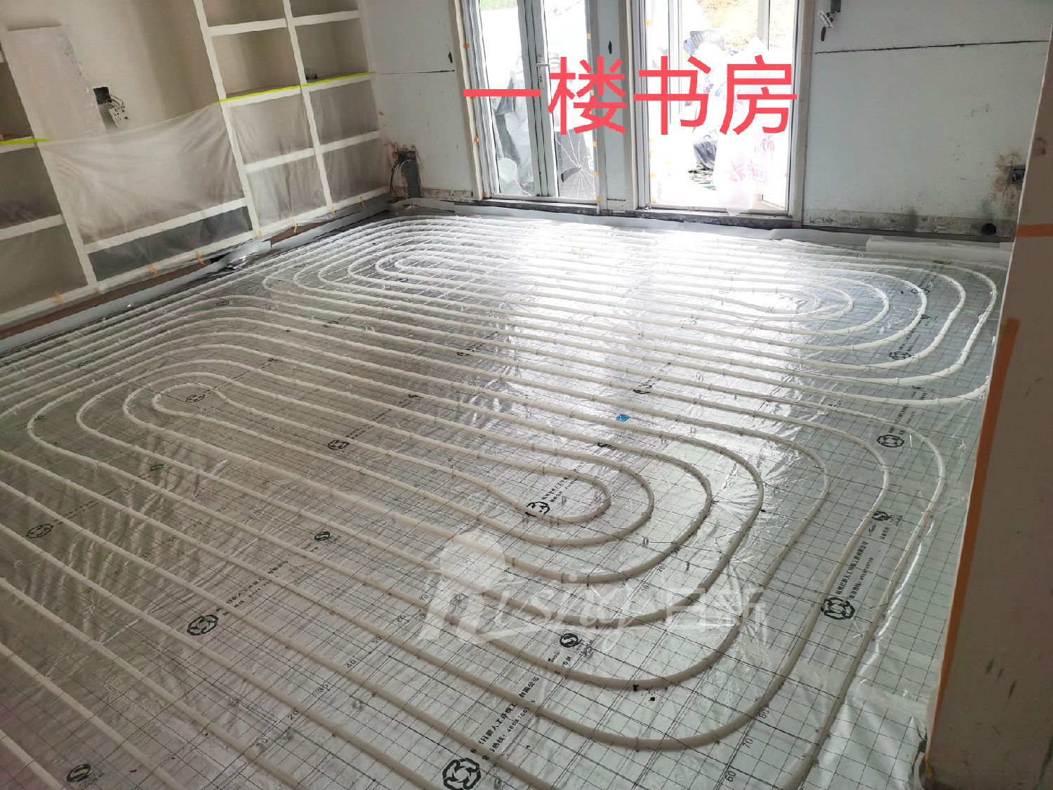 桃花源別墅風冷熱泵系統(tǒng)項目地暖階段【日新環(huán)境】