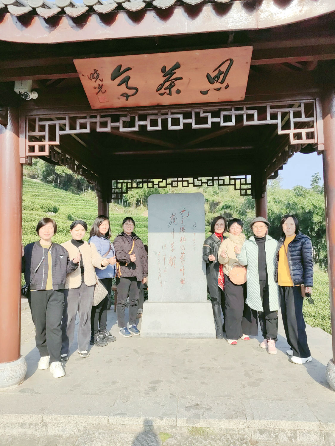 溫暖不斷，快樂(lè)滿(mǎn)滿(mǎn)｜日新環(huán)境慶38節(jié)