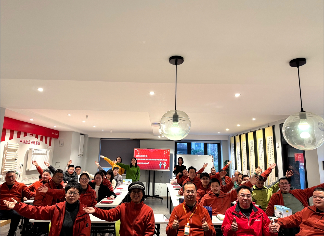 時光淬煉匠心，創(chuàng)新點燃未來，日新環(huán)境2024年度頒獎大會